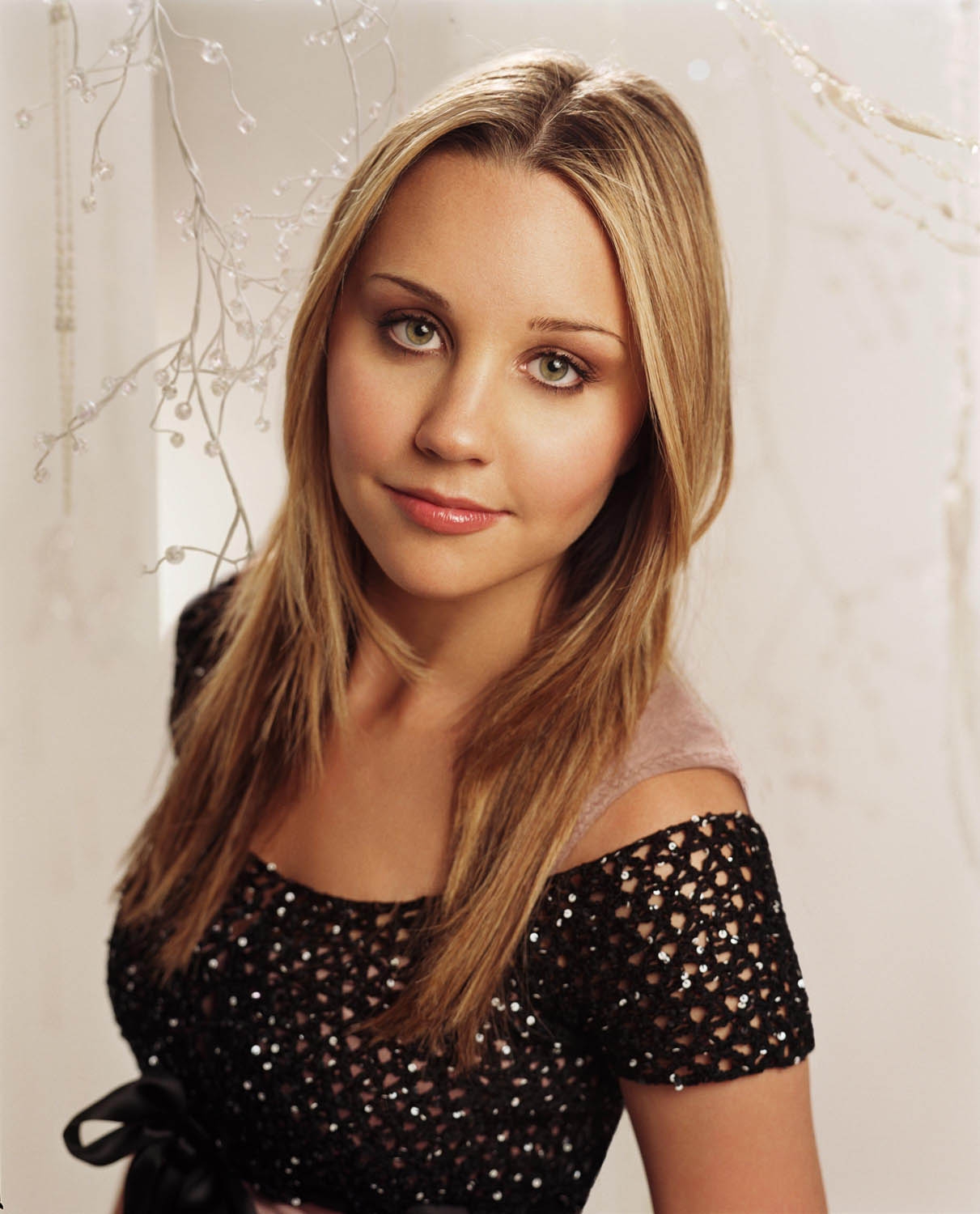 Amanda Bynes photo gallery high quality pics of Amanda Bynes ThePlace